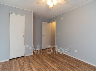 19014 Rucks Krans Rd, Moss Point, MS 39562