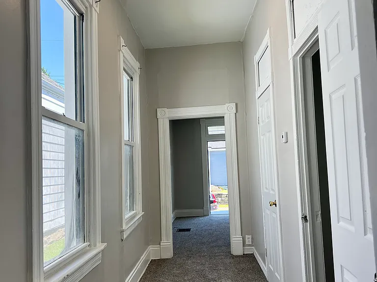505 4th Ave — Photo 3