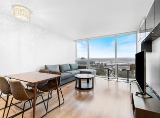 125 Columbia St #1602, New Westminster, BC V3L 0G8