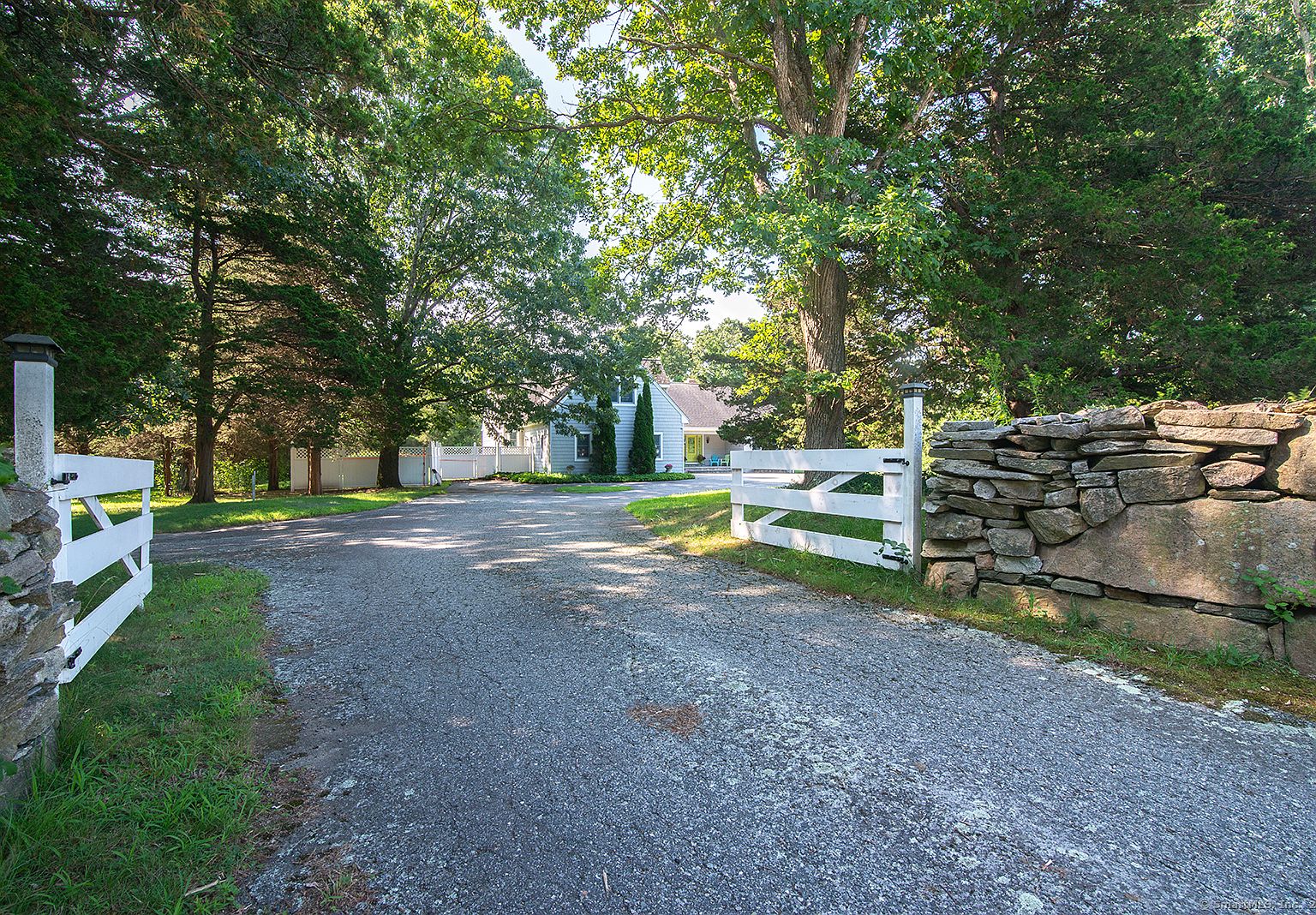 667 Pequot Trl, Stonington, CT 06378 MLS 24036107 Zillow