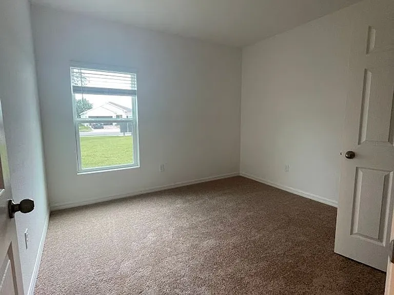 5566 Sabal Dr — Photo 11