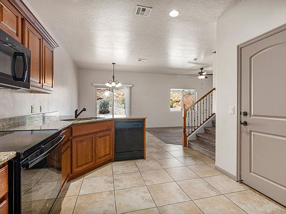 4th image of 290 W Buena Vista Blvd #13