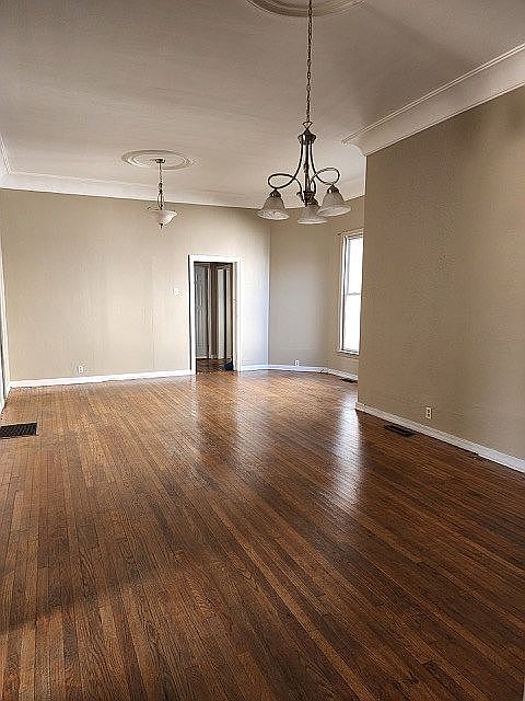 1st image of 303 W Broadway Blvd #1