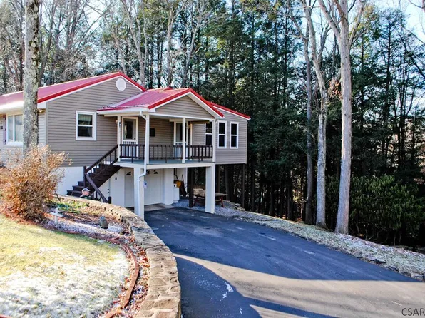 2391 Centennial Dr, Windber, PA 15963