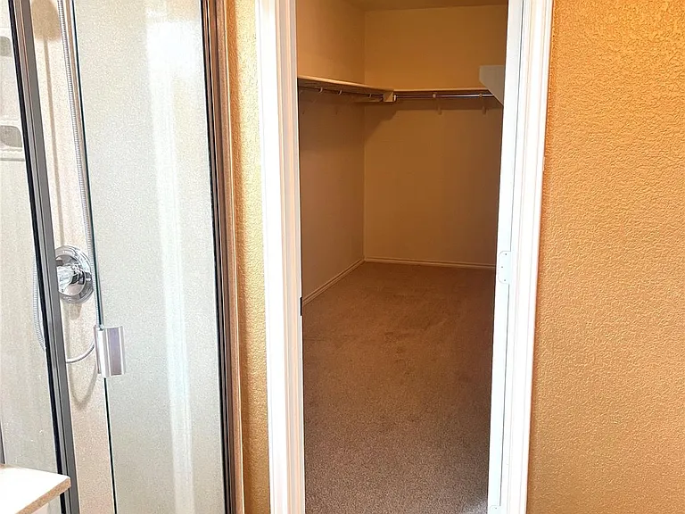 160 Mistletoe Ln — Photo 23