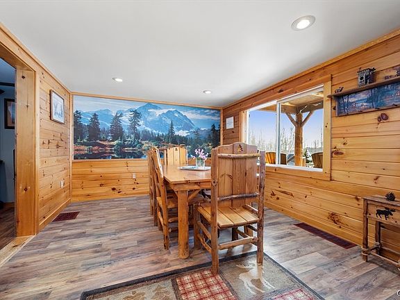 5th image of 7037 Townline Rd