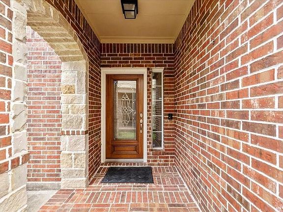 2nd image of 14538 Bergenia Dr