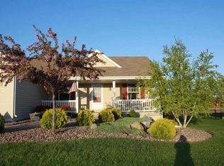 4116 Hawkridge Dr, Janesville, WI 53546