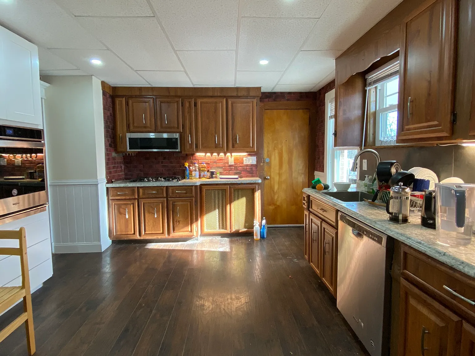 5 bed, 2.5 bath, 1500 sqft, $7,100 — Photo 1