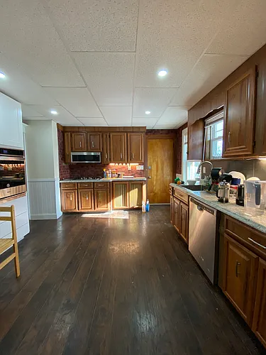200 Commonwealth Ave Photo 1