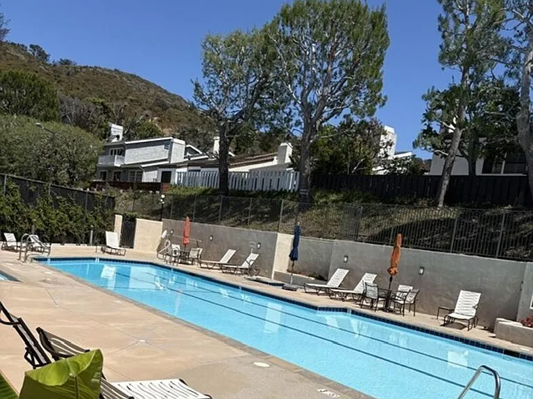 17265 Avenida De La Herradura — Photo 39