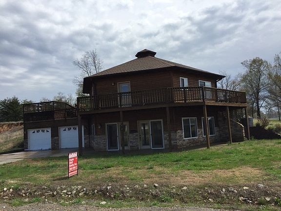 4th image of 3604 Palm Tree Dr