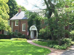 190 Vine Ave, Highland Park, IL