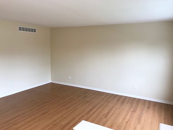 5th image of 4515 Peacock Ln
