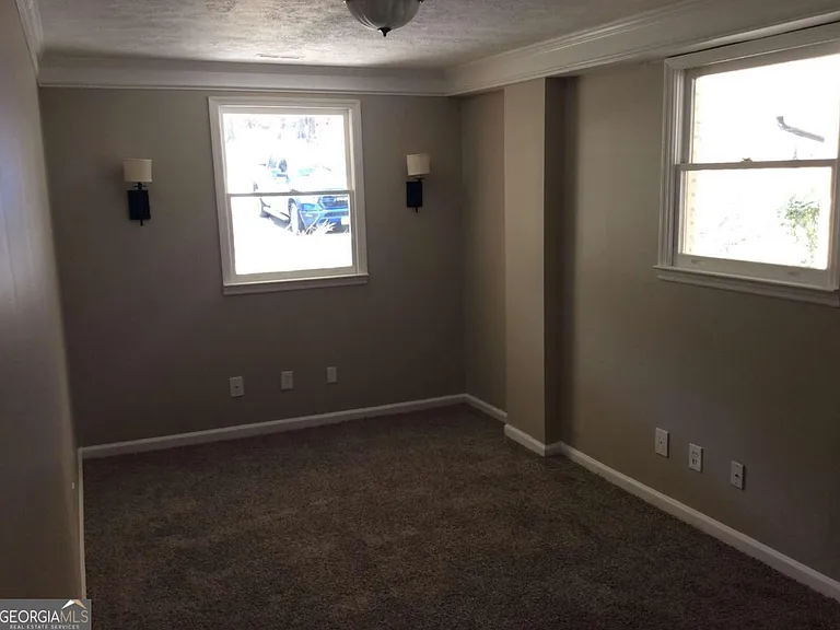 80 Homestead Pl — Photo 7