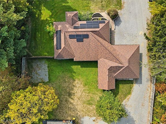 3rd image of 9769 Clay St