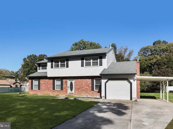135 Holly Pkwy, Williamstown, NJ 08094