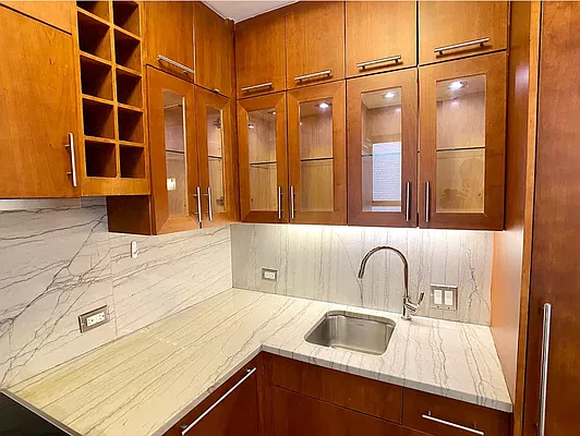 Rented by Tourma Realty LLC | media 9