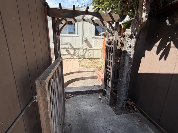 389 Pismo St #B, San Luis Obispo, CA 93401
