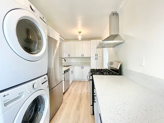 4th image of 5744 La Mirada Ave