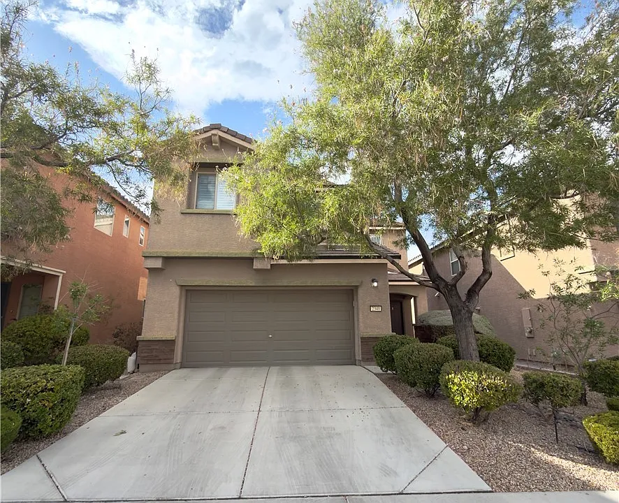 2340 Rue Bienville Way