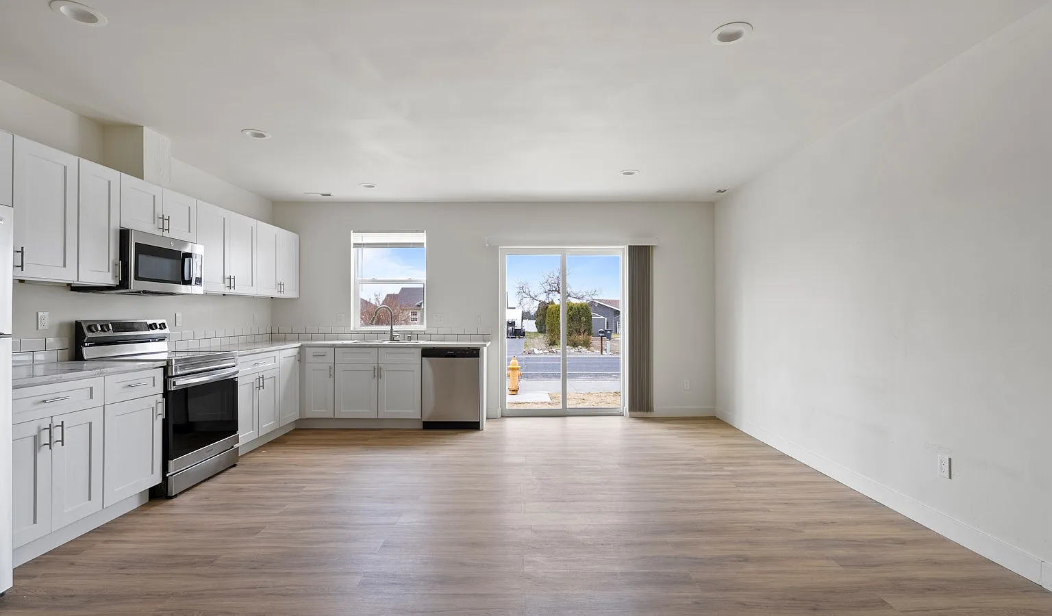 2617 West Marina Drive, Unit 2 — Photo 1