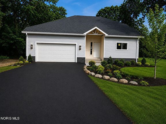 2nd image of 6059 Meade Rd