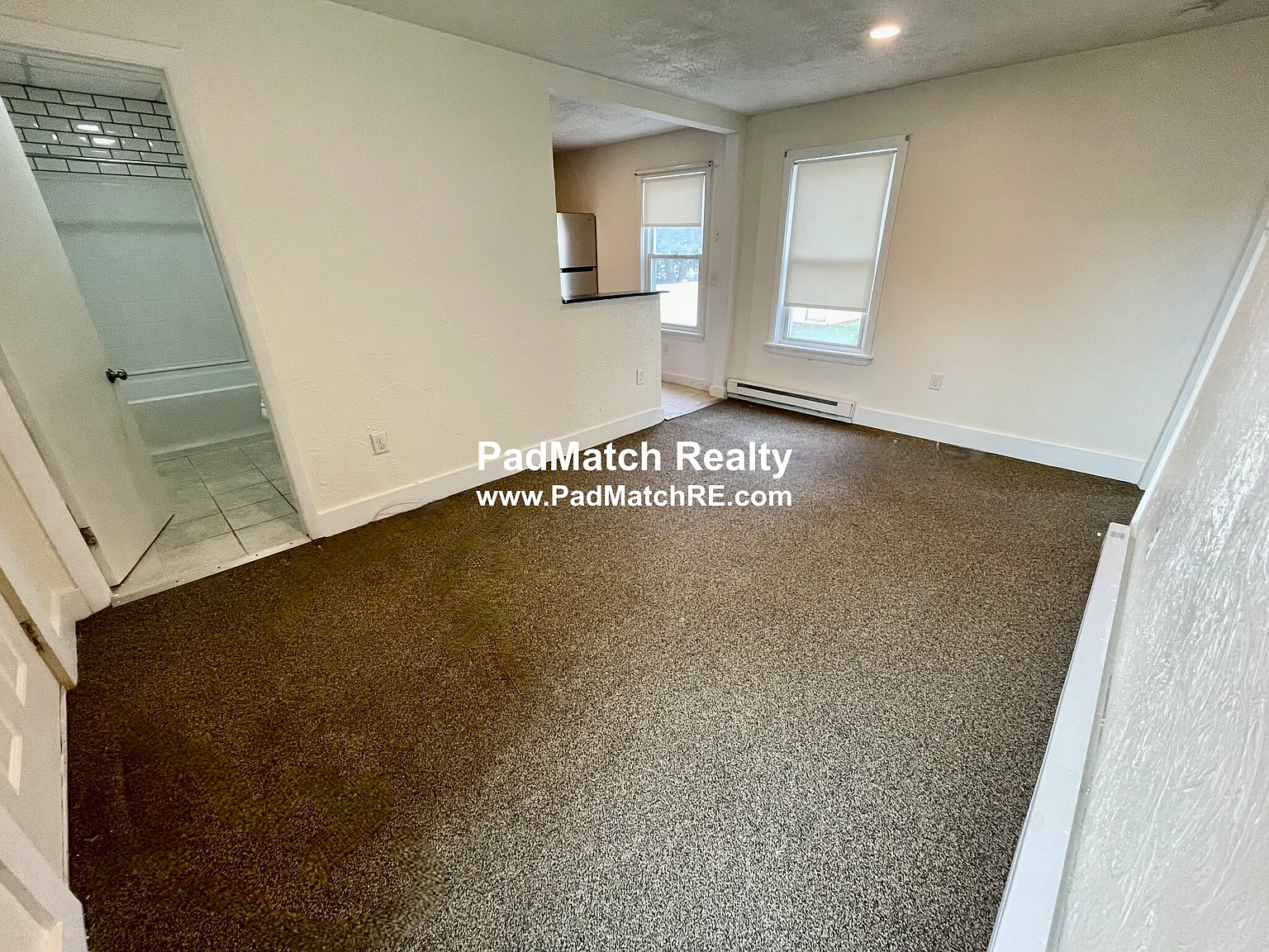 2 bed, 1.0 bath, 560 sqft, $1,900 — Photo 2