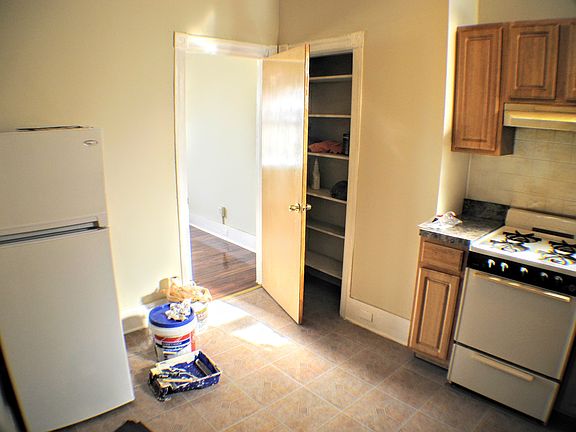 3rd image of 5012 Walnut Street # Fl 3rd