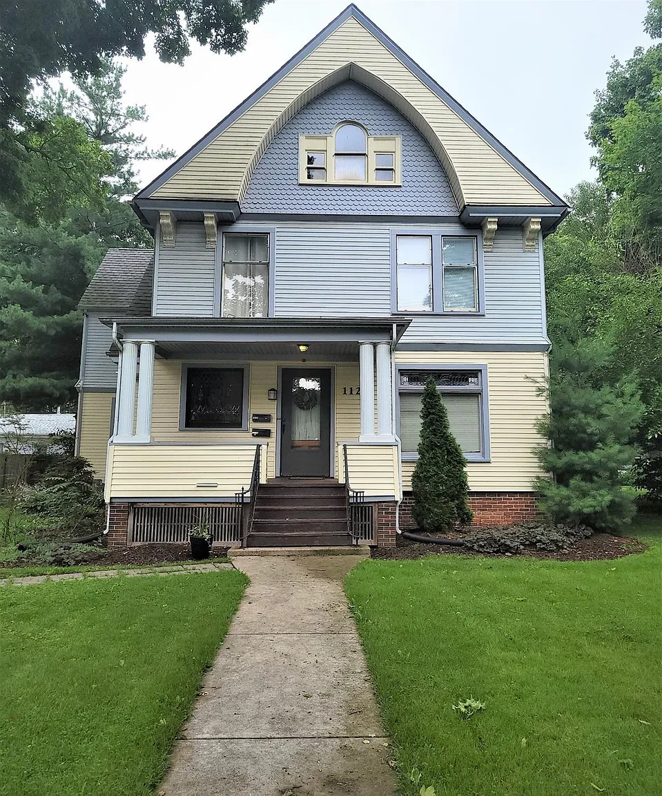 1128 Indiana Ave photo 1