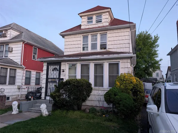 19122 113th Avenue, Saint Albans, NY 11412