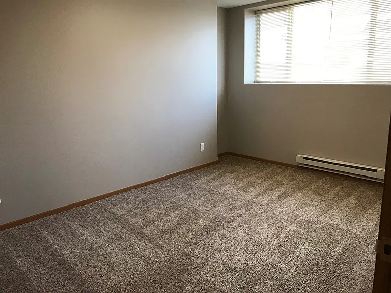 Apartments on Main - Live the Downtown Lifestyle — Photo 24