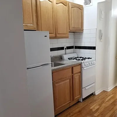 Rented by Susan J. Conaway, LREB | media 9