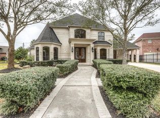 2324 Augusta Dr, Pearland, TX 77581