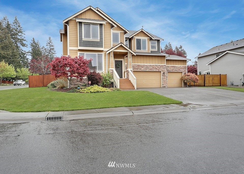 1st image of 9205 228th Ave E