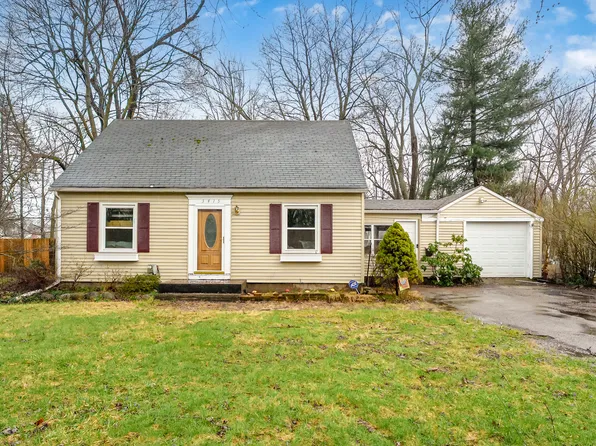 3415 Iroquois Trl, Kalamazoo, MI 49006