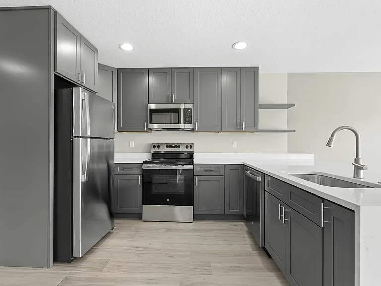 Modern Kitchen with Stainless Steel Appliances