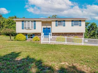 33 Adrian Dr, Greensburg, PA