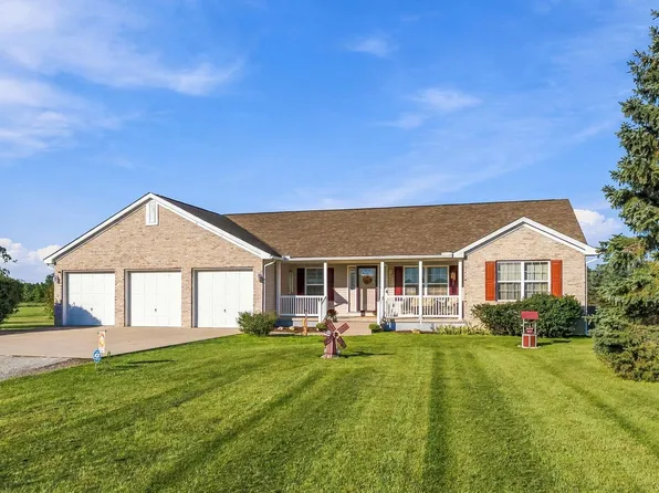 210 Brindle Rd, Ostrander, OH 43061