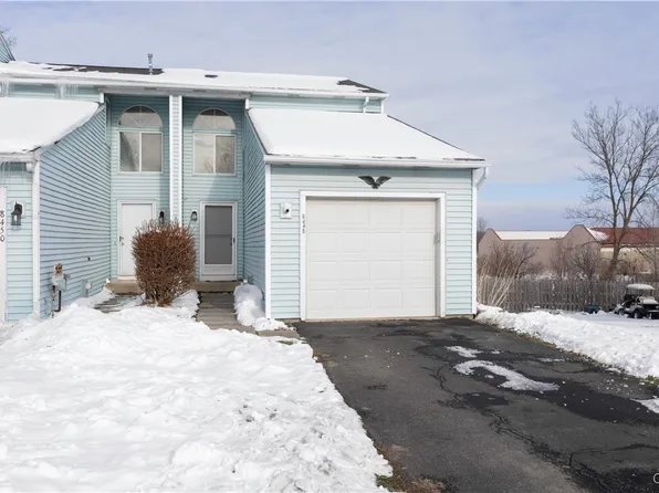 8448 Fathom Dr, Baldwinsville, NY 13027