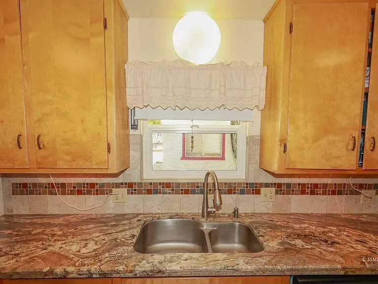 8212 Rocky Hill Rd — Photo 3