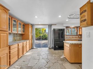 7300 Gemstone Dr, Reno, NV 89511