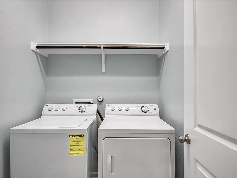 2723 Enza Ct — Photo 27