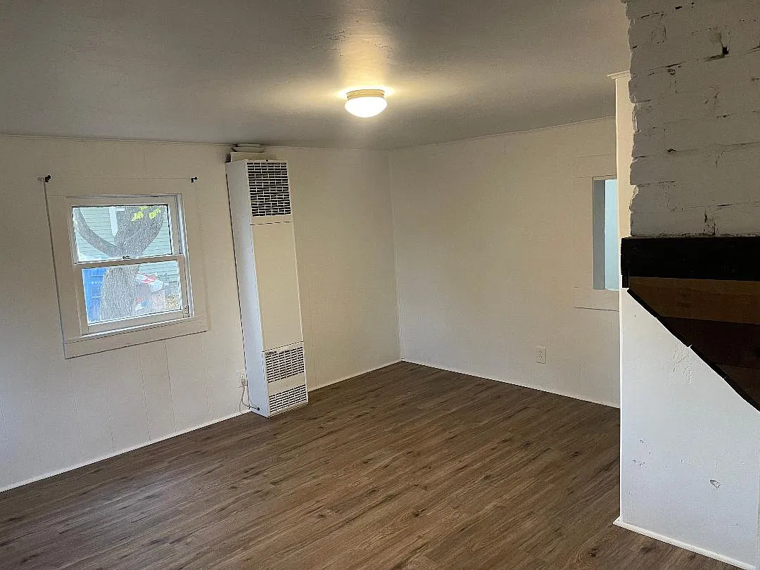 1 bed, $1,000 — Photo 4