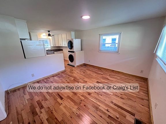 2nd image of 824 E Orange St