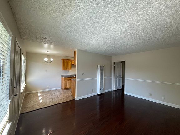 3rd image of 6330 Havenside Dr #25
