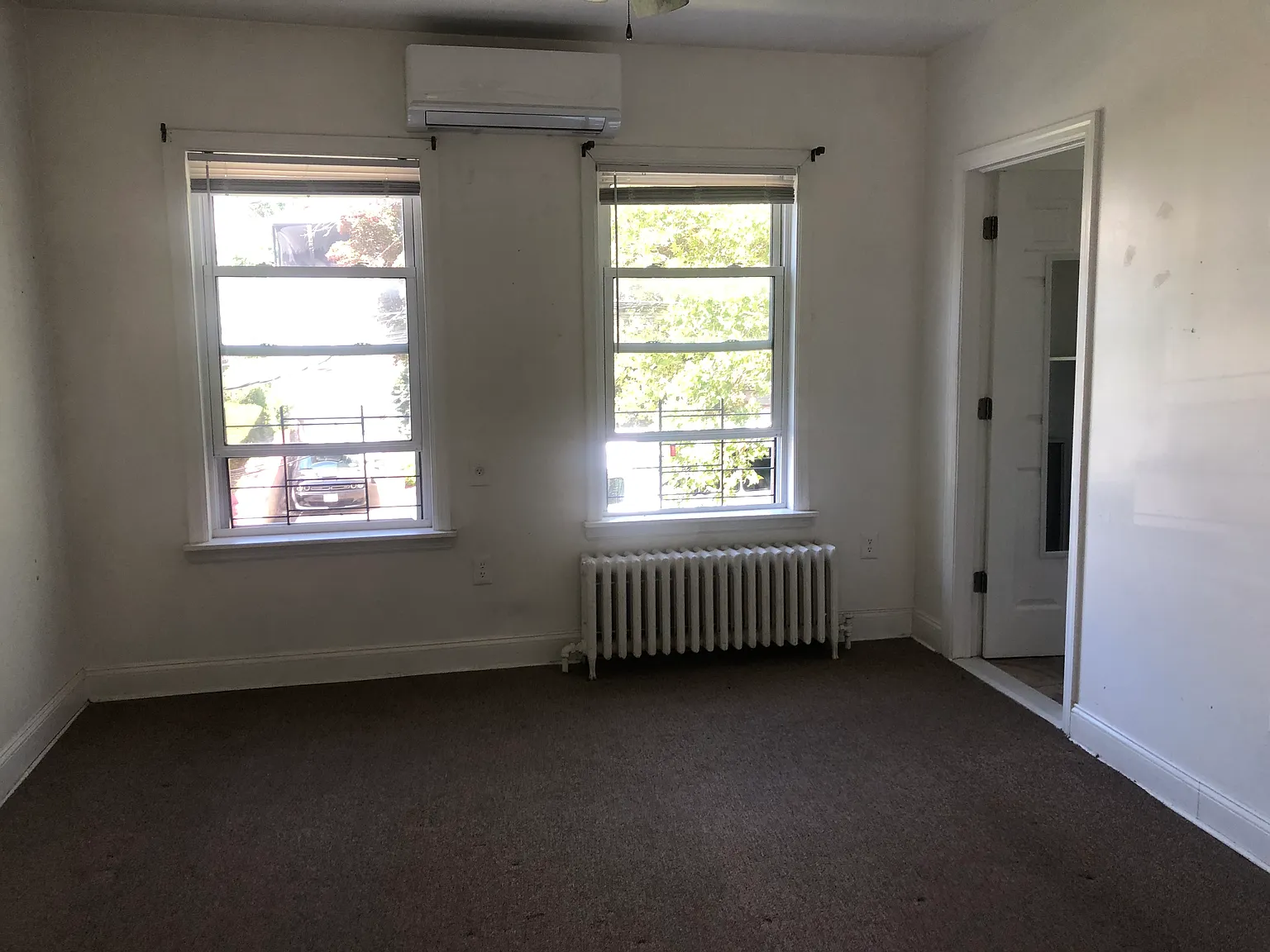 4 bed, 1400 sqft, $3,599 — Photo 3