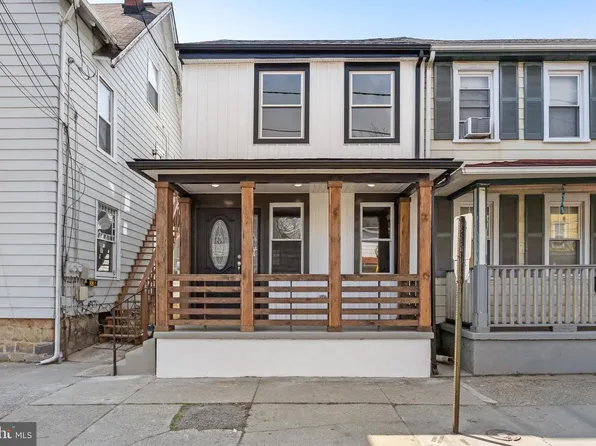 50 Pine St, Mount Holly, NJ 08060