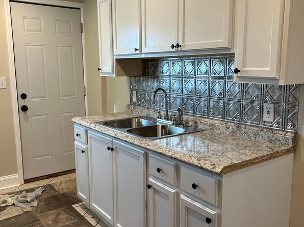 (undisclosed Address)