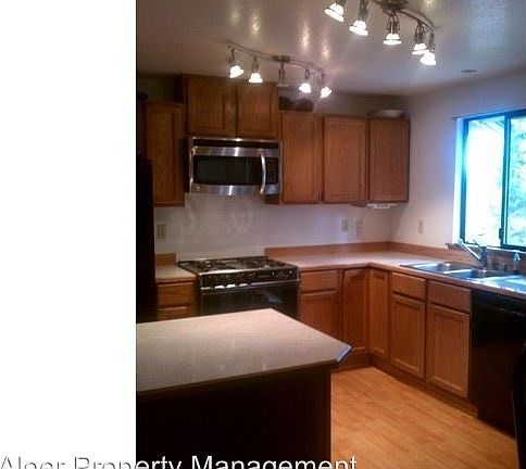 2nd image of 8646 Foster Grove Ct NE